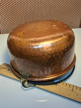 Caldero de cobre martillado