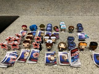 Funko Stranger Things Kinder Joy Figuras
