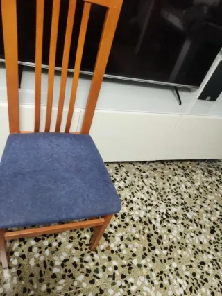 4 Sillas de Comedor Madera y Tela