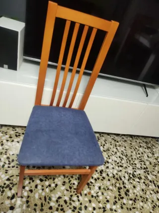 4 Sillas de Comedor Madera y Tela