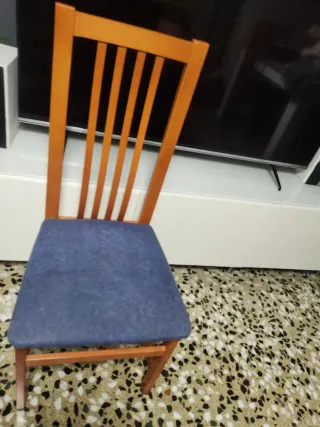 4 Sillas de Comedor Madera y Tela