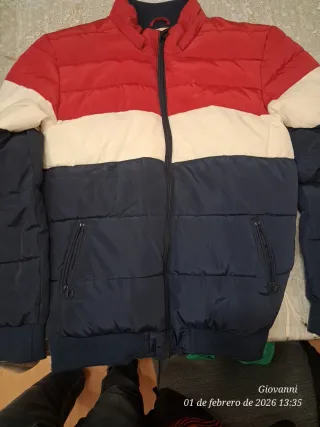 Chaqueta acolchada tricolor