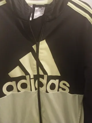 Chaqueta Adidas talla 13-14 an̈os