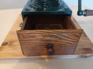 Molinillo Peugeot Frères Brevetés S.G.D.G. A1