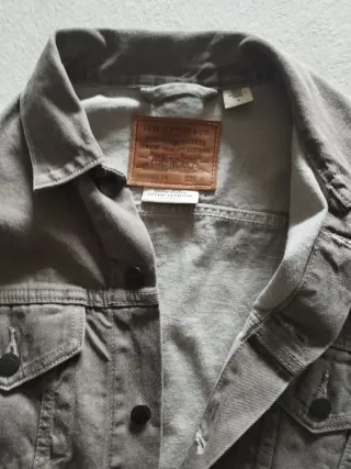 Cazadora vaquera Levi's Talla M sin estrenar