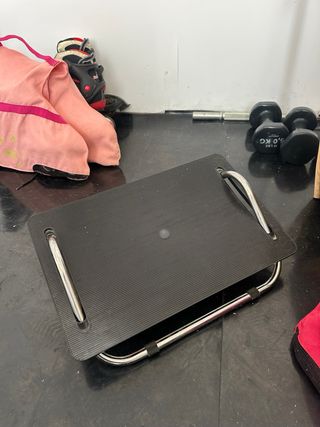 Reposapiés Oficina Negro y Plata