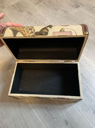 Baúl decorativo tela y madera