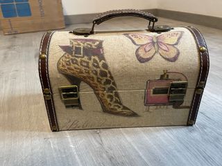 Baúl decorativo tela y madera