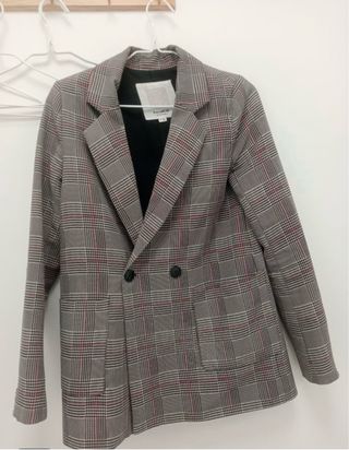 Blazer cuadros Pull&Bear gris y rojo