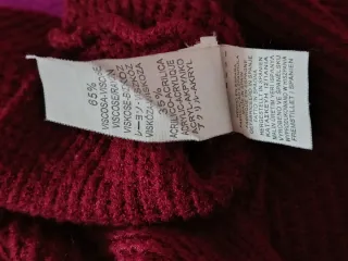 Jersey Zara cuello alto Burdeos