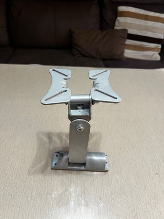 Soporte TV Metálico Ajustable