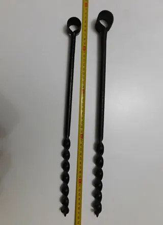 Ocho barrenas antiguas