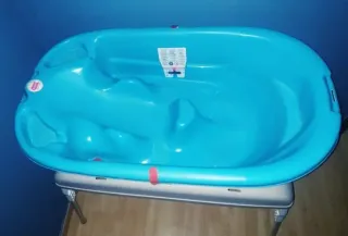 Bañera OkBaby + soporte incluido para bebe / niño