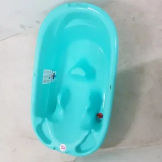 Bañera OkBaby + soporte incluido para bebe / niño