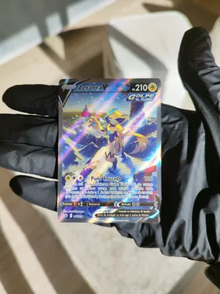 Carta Pokémon Zeraora V Golpe Fluido