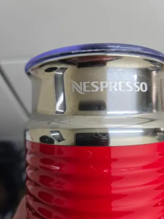 Espumador Leche Nespresso Aeroccino Rojo