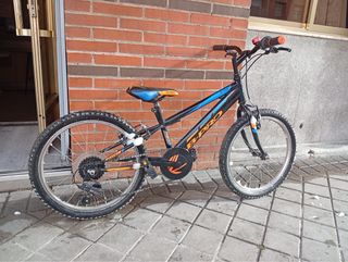 Bicicleta B-Pro 20 Negra y Naranja