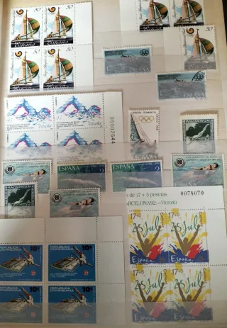Deportes Náuticos 4 Hojas Bloque+13 sellos