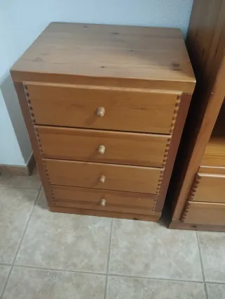 Conjunto de habitación de madera buena.