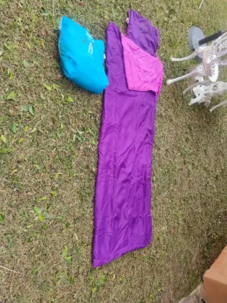 Saco de dormir morado y rosa