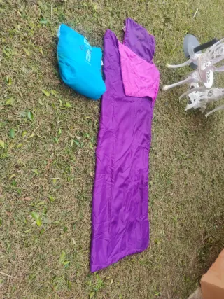 Saco de dormir morado y rosa