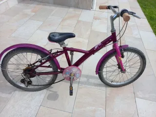 Bicicleta niña morada para edad de 5-8 años