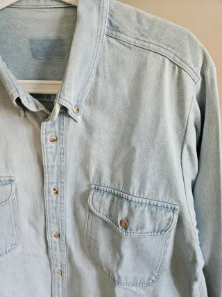 Camisa vaquera azul claro unisex T aproximada M