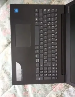 Portátil Lenovo Ideapad 320 Celeron 4GB RAM