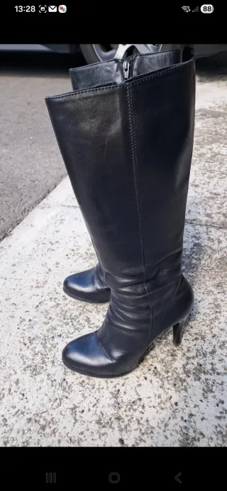 Stivali neri tacco alto