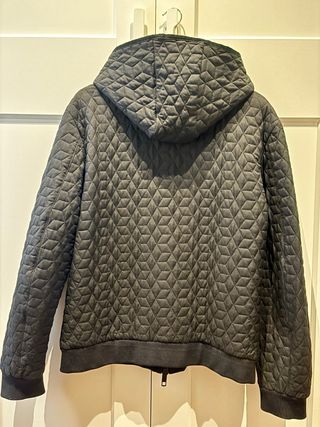 Chaqueta Antony Morato acolchada en color negro.