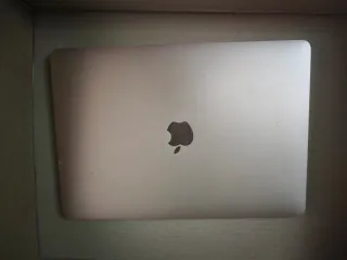 MacBook Air A2179 (Pantalla Rota)