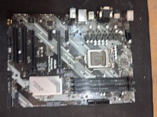 Lotto di 12 schede madri Intel per ricambi