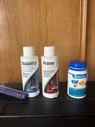 Acuario EHEIM 50L con mesa y accesorios