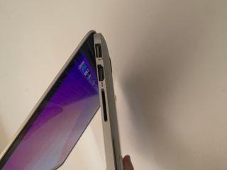 MacBook Pro 13 2015 + Cargador + Office + Traktor