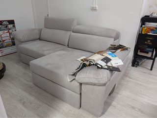 Sofá tela antimanchas con baúles