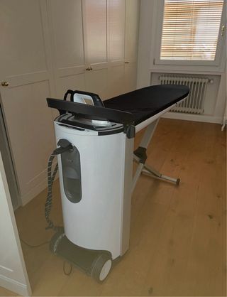 Centro de planchado Miele B 4312