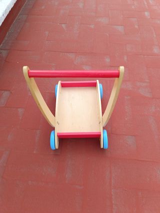 Coche andador madera infantil
