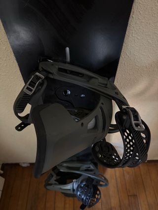 Burton Family Tree Hometown Hero Snowboard