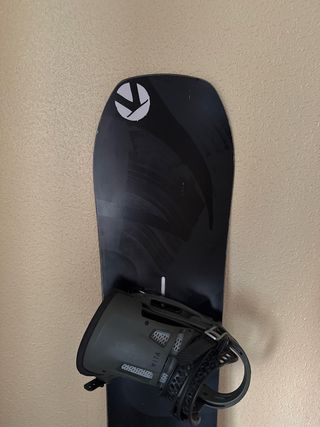 Burton Family Tree Hometown Hero Snowboard