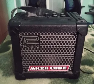 Amplificador Roland Micro Cube