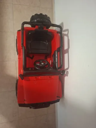 Coche Rojo para Niños con Radio y Control remoto