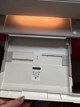 Impresora HP ENVY 6400e,no tiene cartuchos