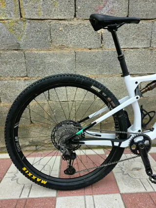 Orbea Oiz M10 Carb Full Suspension