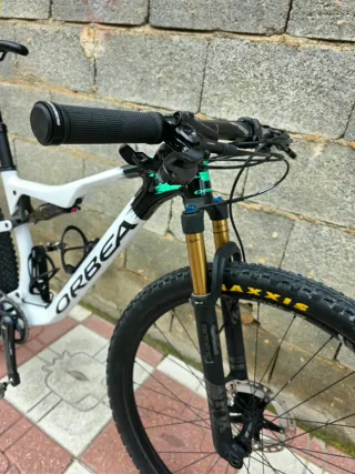 Orbea Oiz M10 Carb Full Suspension