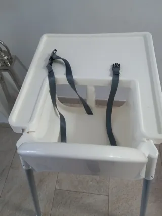 Trona IKEA para bebé.No se ENVIA..