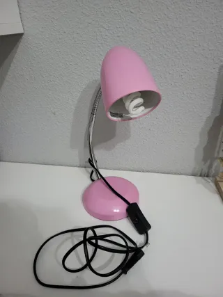 Lámpara de escritorio rosa