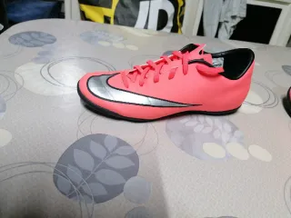 Tenis Nike Fútbol Sala Talla 39