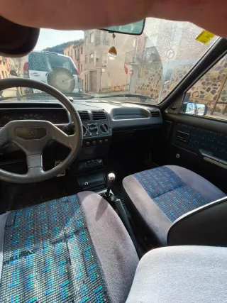 Peugeot 205 generation