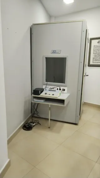 Cabina audiologia.