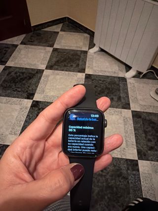 Apple Watch A2352 Gris Espacial Se 44MM